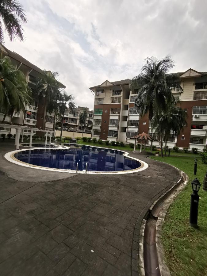My Place Apartment Subang Jaya Luaran gambar