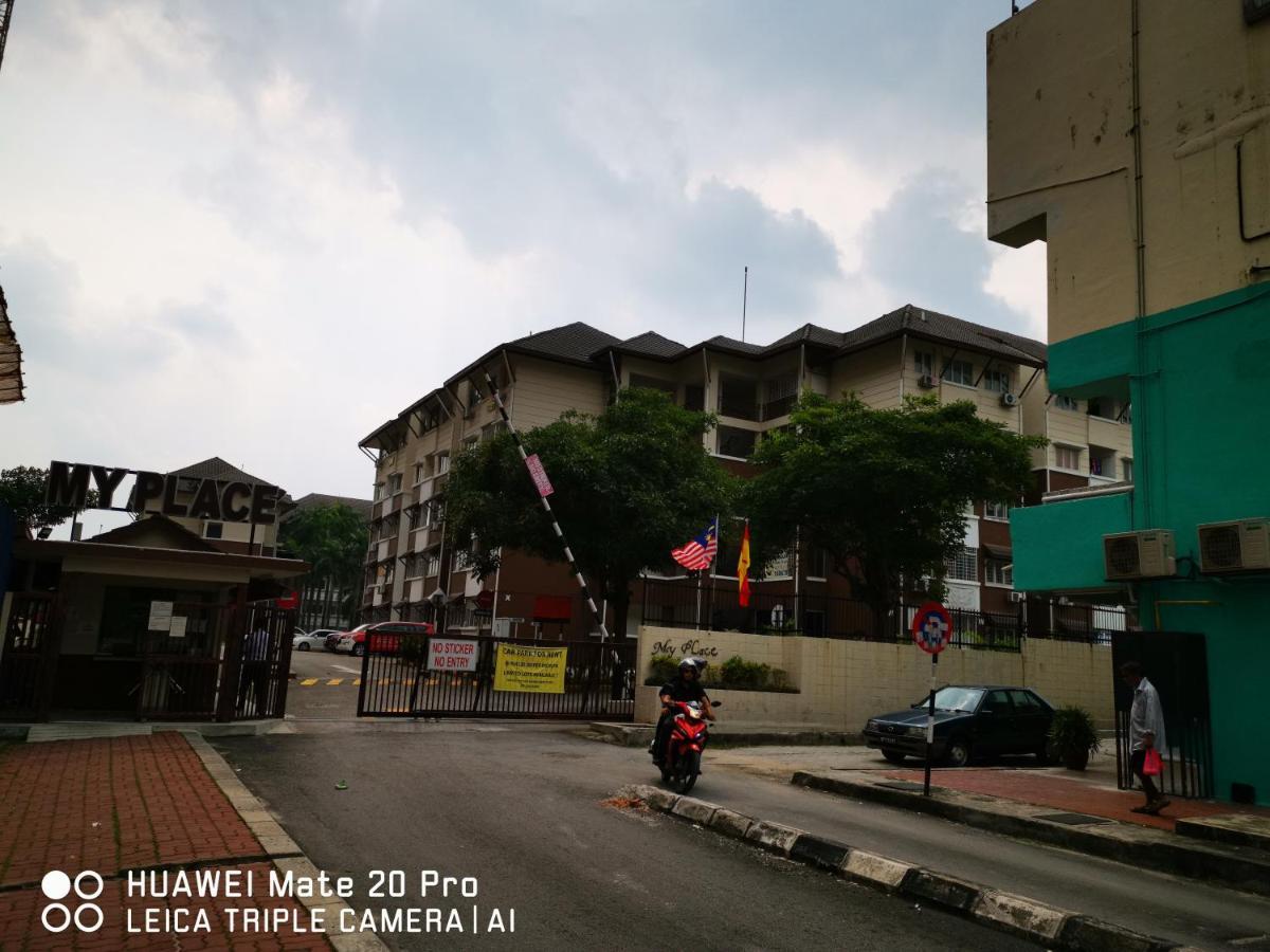 My Place Apartment Subang Jaya Luaran gambar