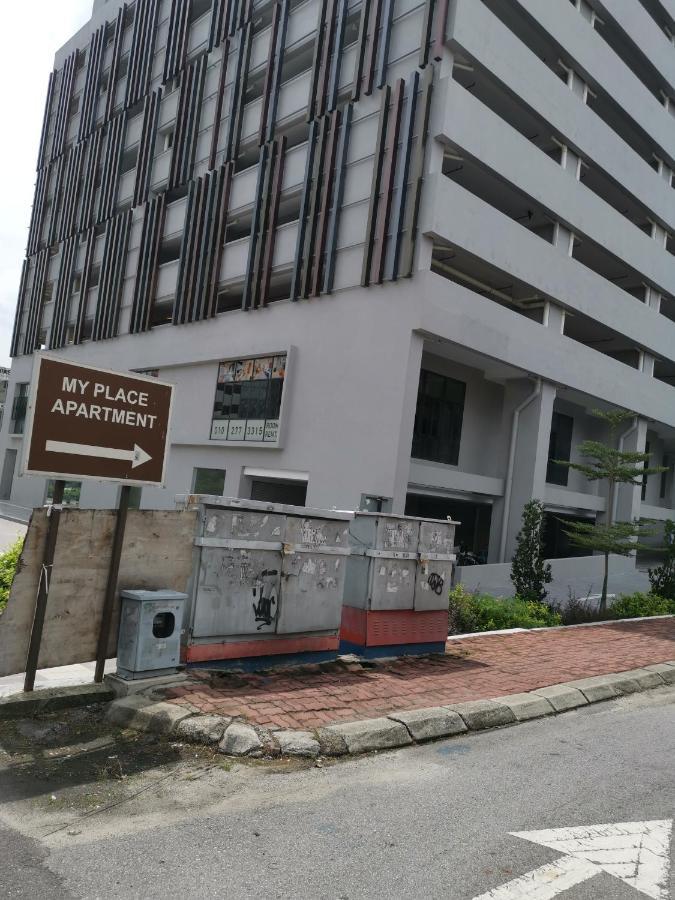 My Place Apartment Subang Jaya Luaran gambar